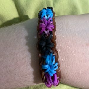 Rainbow loom starburst bracelet